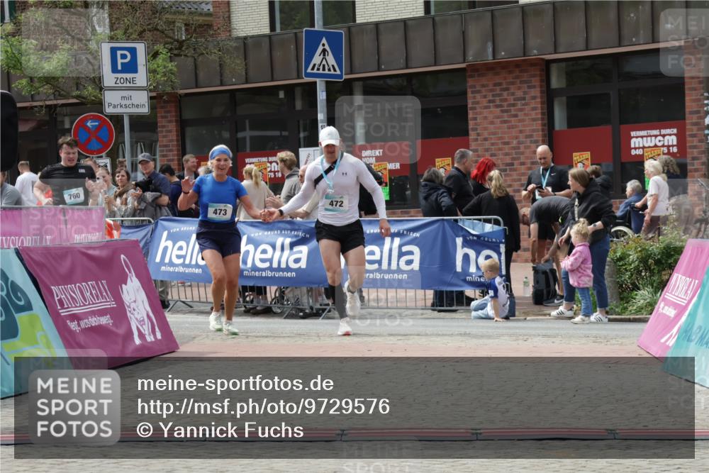10.05.2026 - 8. Wedeler Halbmarathon Yannick Fuchs http://msf.ph/oto/9729576 10.05.2026 12:15:31 Ziel 473, 760, 2194 meine-sportfotos.de
