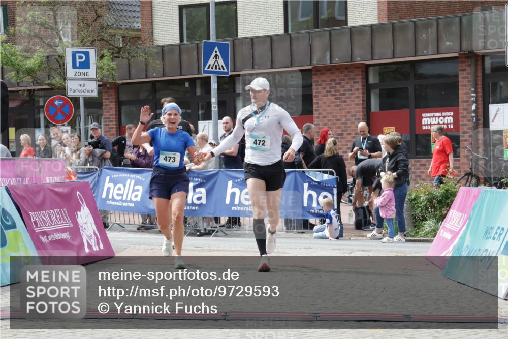 10.05.2026 - 8. Wedeler Halbmarathon Yannick Fuchs http://msf.ph/oto/9729593 10.05.2026 12:15:32 Ziel 473, 760 meine-sportfotos.de