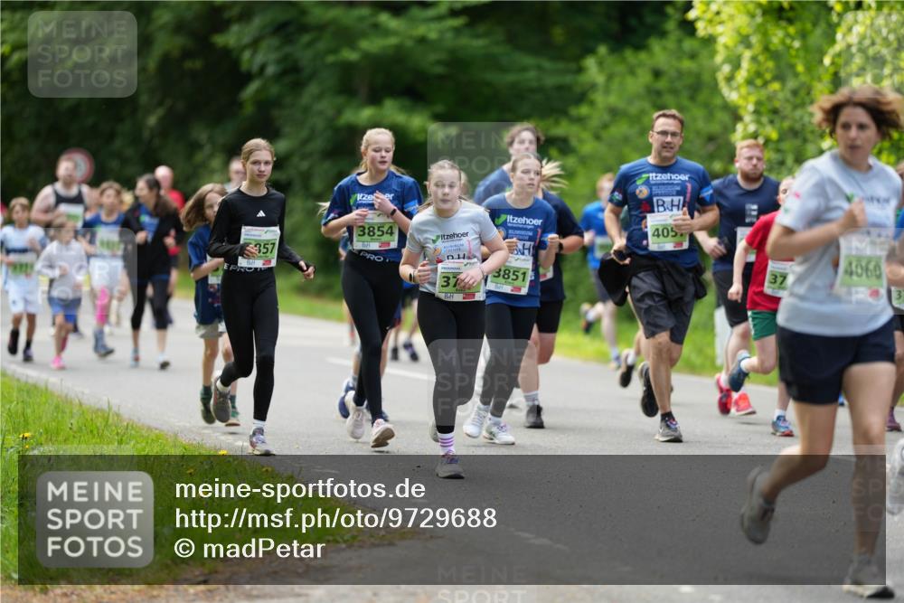 09.05.2026 - Störlauf LAZAROV Photography http://msf.ph/oto/9729688 09.05.2026 17:04:04 Laufen 357, 3854, 31, 3851, 405, 37, 4060, 3 meine-sportfotos.de