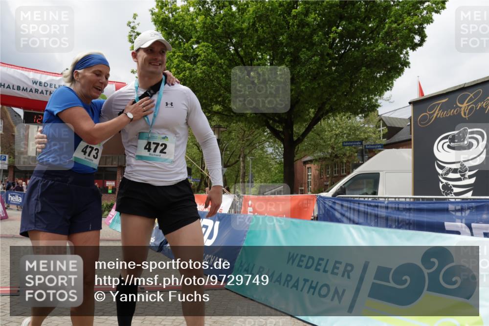 10.05.2026 - 8. Wedeler Halbmarathon Yannick Fuchs http://msf.ph/oto/9729749 10.05.2026 12:15:40 Ziel 473, 760 meine-sportfotos.de