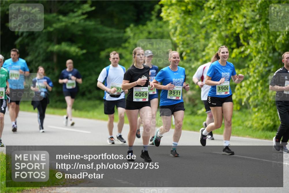 09.05.2026 - Störlauf LAZAROV Photography http://msf.ph/oto/9729755 09.05.2026 17:04:38 Laufen 12, 4069, 3911, 3906 meine-sportfotos.de