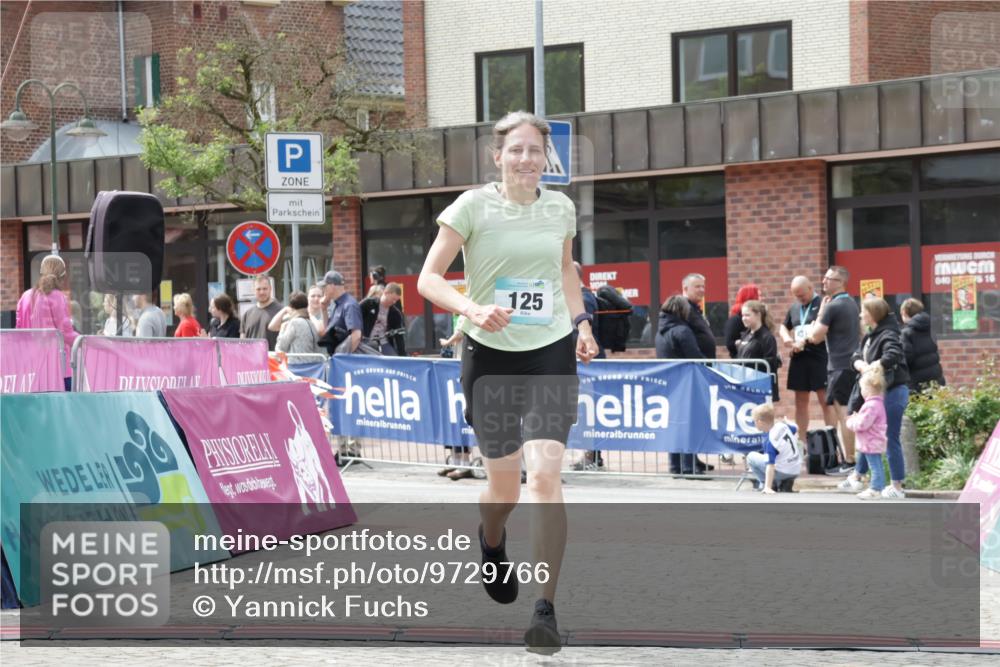 10.05.2026 - 8. Wedeler Halbmarathon Yannick Fuchs http://msf.ph/oto/9729766 10.05.2026 12:15:52 Ziel 125 meine-sportfotos.de