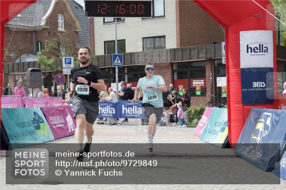 10.05.2026 - 8. Wedeler Halbmarathon Yannick Fuchs http://msf.ph/oto/9729849 10.05.2026 12:15:58 Ziel 125, 2028 meine-sportfotos.de