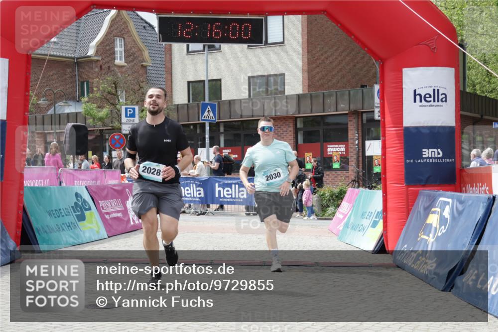10.05.2026 - 8. Wedeler Halbmarathon Yannick Fuchs http://msf.ph/oto/9729855 10.05.2026 12:15:58 Ziel 125, 2028 meine-sportfotos.de