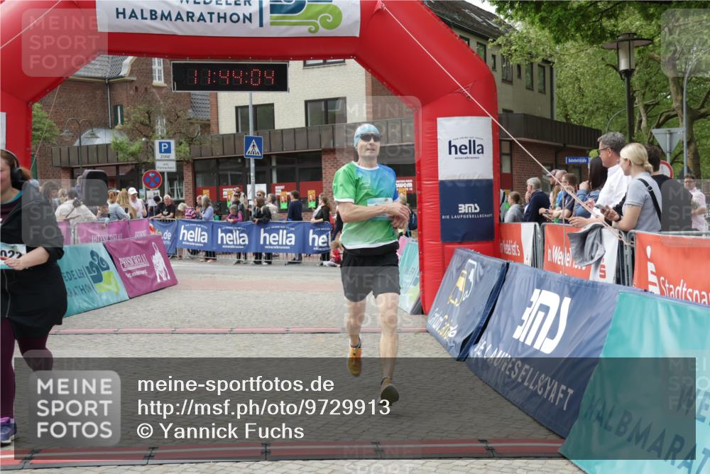 10.05.2026 - 8. Wedeler Halbmarathon Yannick Fuchs http://msf.ph/oto/9729913 10.05.2026 11:44:02 Ziel 921, 1007, 1016, 2022 meine-sportfotos.de