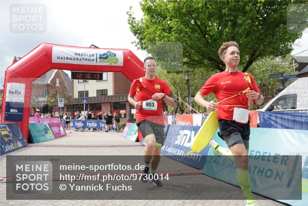 10.05.2026 - 8. Wedeler Halbmarathon Yannick Fuchs http://msf.ph/oto/9730014 10.05.2026 12:16:11 Ziel 102, 951, 953 meine-sportfotos.de