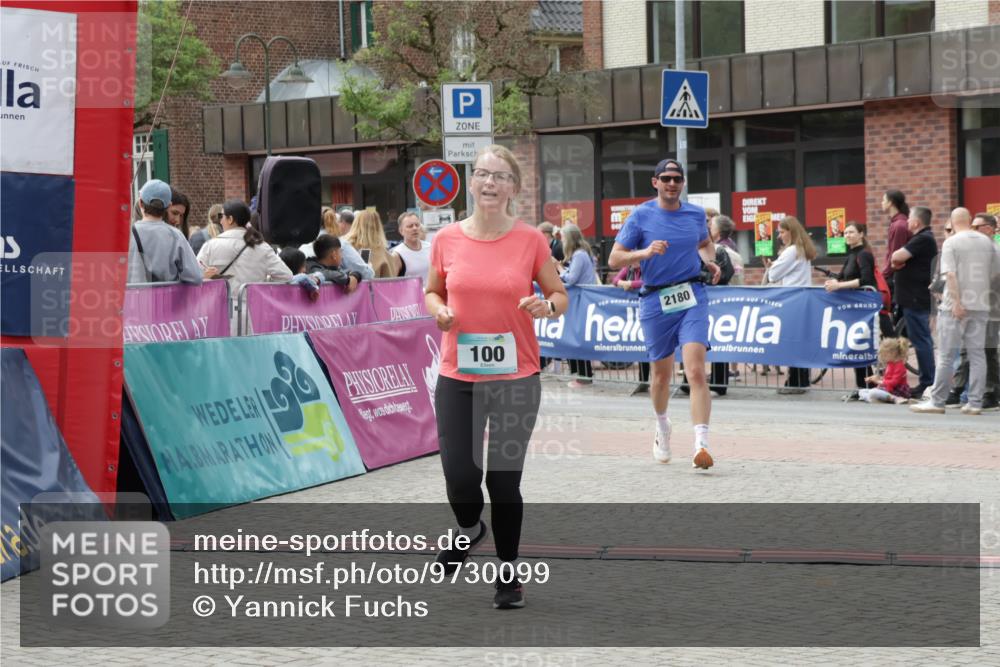 10.05.2026 - 8. Wedeler Halbmarathon Yannick Fuchs http://msf.ph/oto/9730099 10.05.2026 11:44:18 Ziel 100, 258, 2180 meine-sportfotos.de