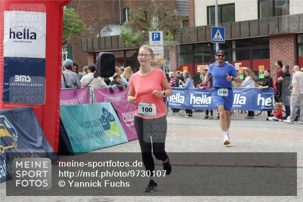 10.05.2026 - 8. Wedeler Halbmarathon Yannick Fuchs http://msf.ph/oto/9730107 10.05.2026 11:44:18 Ziel 100, 258, 2180 meine-sportfotos.de