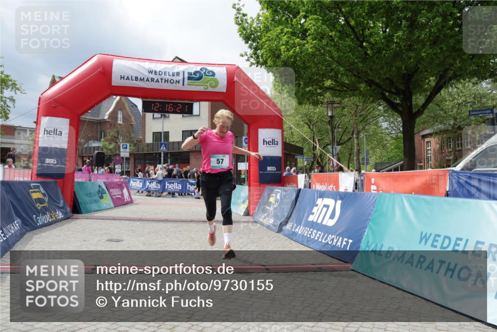 10.05.2026 - 8. Wedeler Halbmarathon Yannick Fuchs http://msf.ph/oto/9730155 10.05.2026 12:16:19 Ziel 57, 102 meine-sportfotos.de