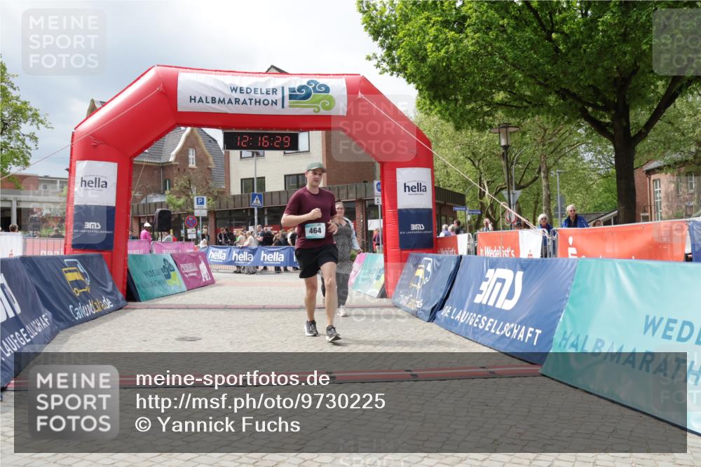 10.05.2026 - 8. Wedeler Halbmarathon Yannick Fuchs http://msf.ph/oto/9730225 10.05.2026 12:16:27 Ziel 464 meine-sportfotos.de