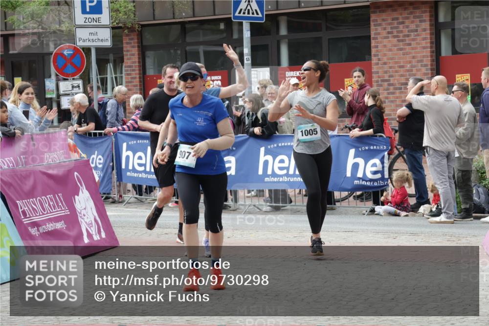 10.05.2026 - 8. Wedeler Halbmarathon Yannick Fuchs http://msf.ph/oto/9730298 10.05.2026 11:44:31 Ziel 221, 907 meine-sportfotos.de