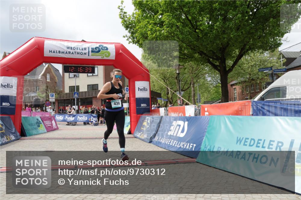 10.05.2026 - 8. Wedeler Halbmarathon Yannick Fuchs http://msf.ph/oto/9730312 10.05.2026 12:16:37 Ziel 416, 430 meine-sportfotos.de