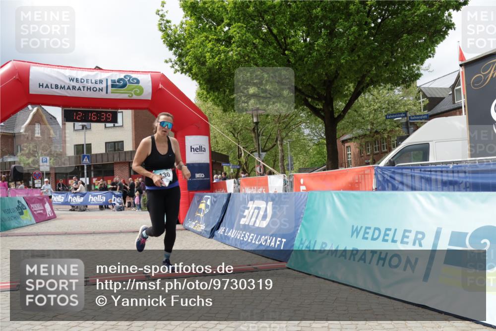 10.05.2026 - 8. Wedeler Halbmarathon Yannick Fuchs http://msf.ph/oto/9730319 10.05.2026 12:16:37 Ziel 416, 430 meine-sportfotos.de