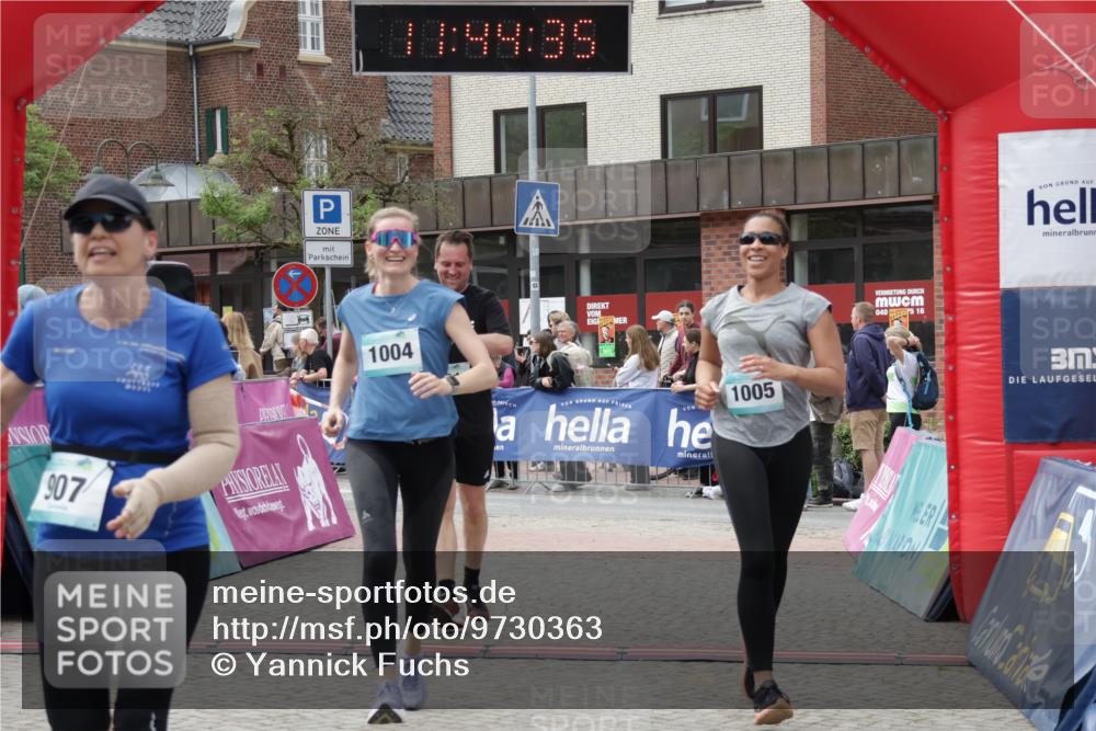 10.05.2026 - 8. Wedeler Halbmarathon Yannick Fuchs http://msf.ph/oto/9730363 10.05.2026 11:44:33 Ziel 221, 907 meine-sportfotos.de