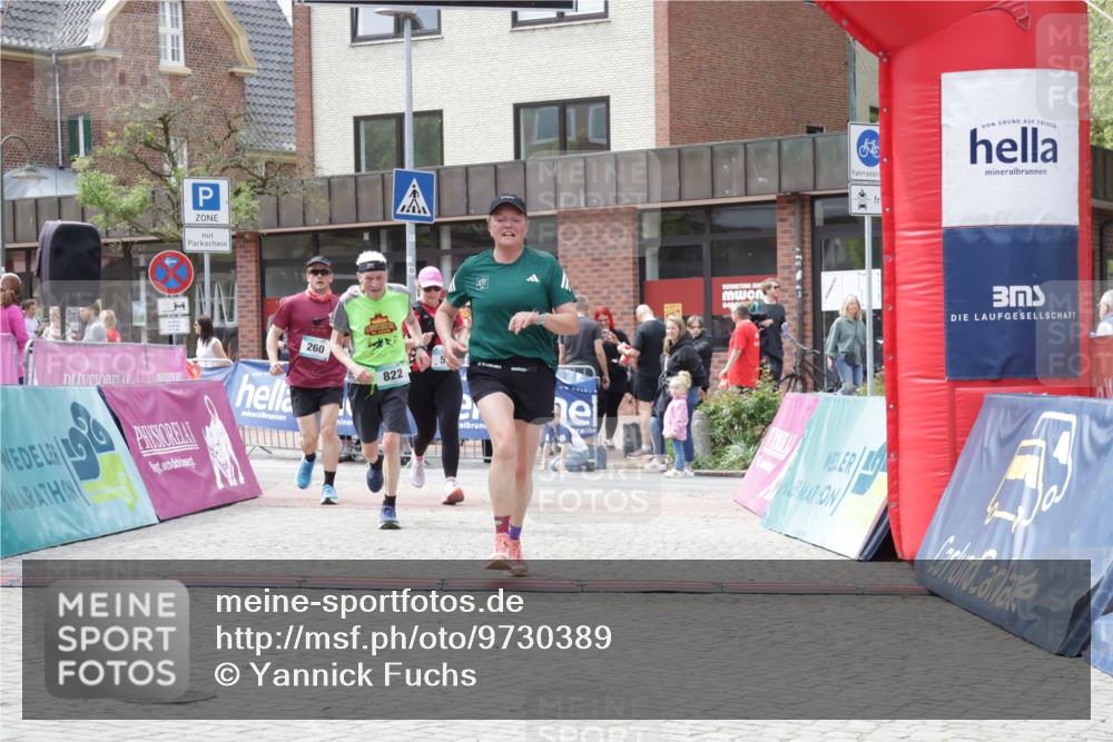 10.05.2026 - 8. Wedeler Halbmarathon Yannick Fuchs http://msf.ph/oto/9730389 10.05.2026 12:16:43 Ziel 58, 260, 416, 732, 822 meine-sportfotos.de