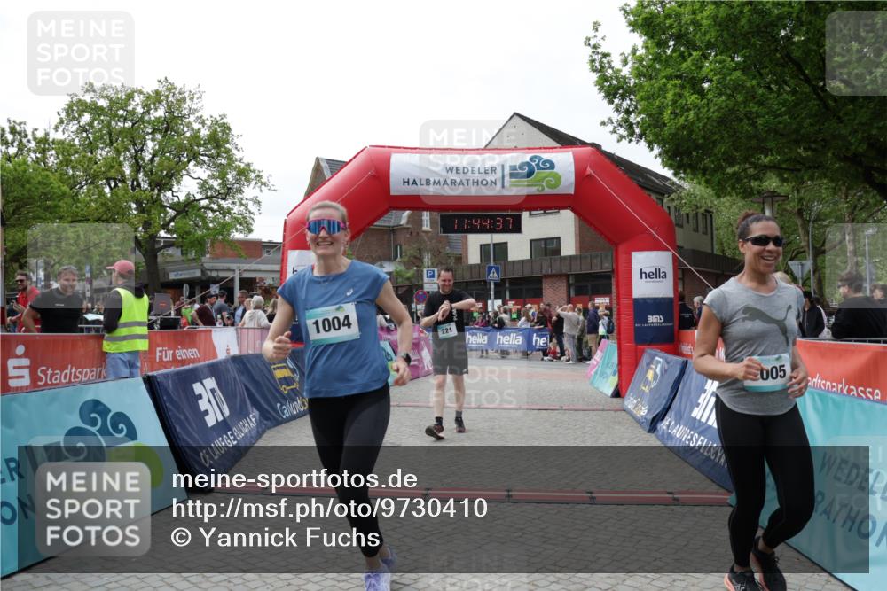 10.05.2026 - 8. Wedeler Halbmarathon Yannick Fuchs http://msf.ph/oto/9730410 10.05.2026 11:44:35 Ziel 221, 907 meine-sportfotos.de
