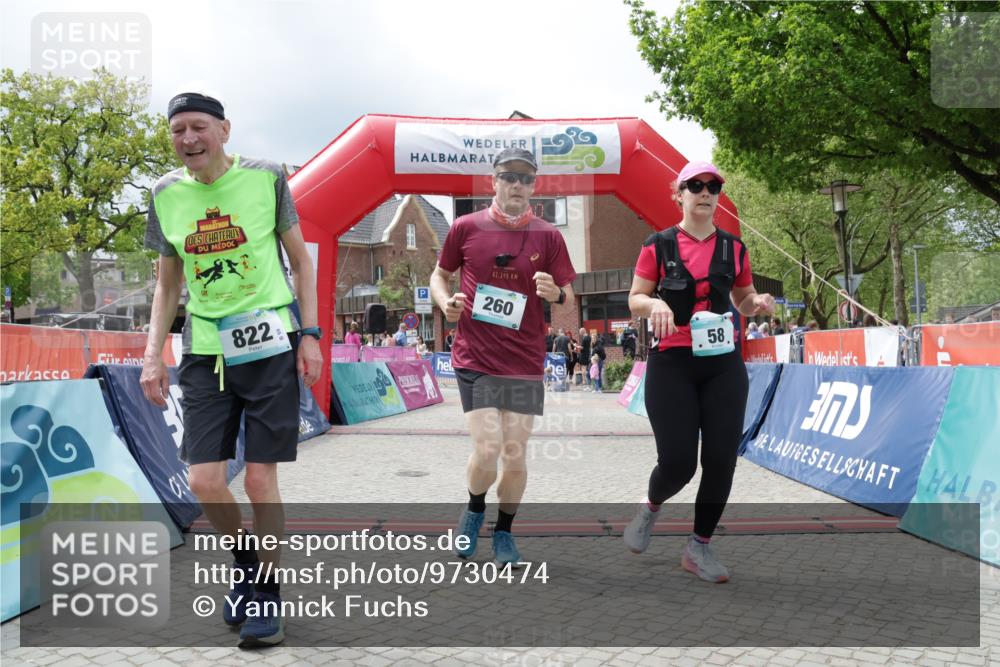 10.05.2026 - 8. Wedeler Halbmarathon Yannick Fuchs http://msf.ph/oto/9730474 10.05.2026 12:16:48 Ziel 58, 260, 497, 732, 822 meine-sportfotos.de