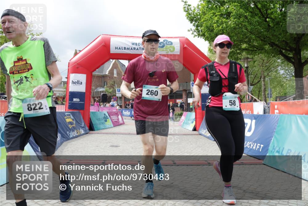 10.05.2026 - 8. Wedeler Halbmarathon Yannick Fuchs http://msf.ph/oto/9730483 10.05.2026 12:16:48 Ziel 58, 260, 497, 732, 822 meine-sportfotos.de