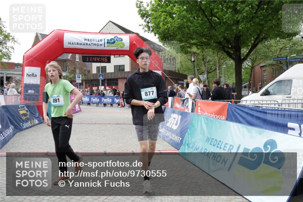 10.05.2026 - 8. Wedeler Halbmarathon Yannick Fuchs http://msf.ph/oto/9730555 10.05.2026 11:44:44 Ziel 778, 877 meine-sportfotos.de