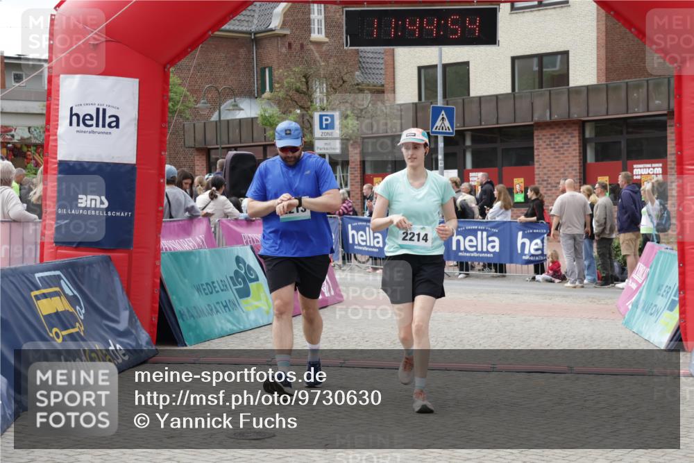 10.05.2026 - 8. Wedeler Halbmarathon Yannick Fuchs http://msf.ph/oto/9730630 10.05.2026 11:44:52 Ziel 189, 2213, 2214 meine-sportfotos.de