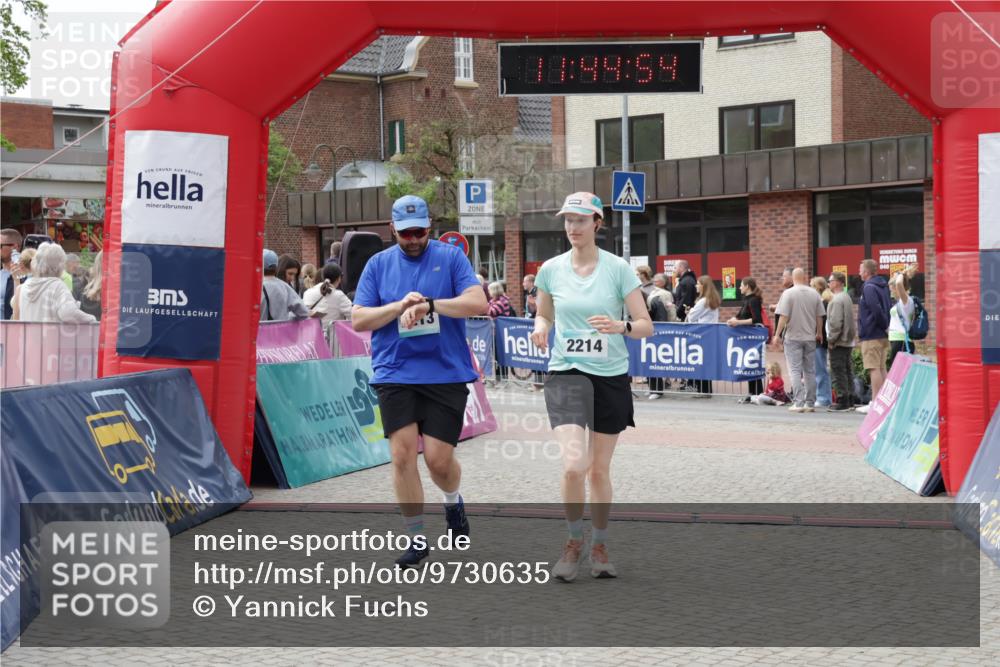 10.05.2026 - 8. Wedeler Halbmarathon Yannick Fuchs http://msf.ph/oto/9730635 10.05.2026 11:44:52 Ziel 189, 2213, 2214 meine-sportfotos.de