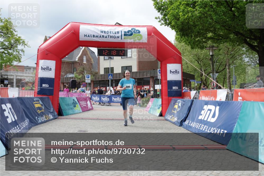 10.05.2026 - 8. Wedeler Halbmarathon Yannick Fuchs http://msf.ph/oto/9730732 10.05.2026 12:18:10 Ziel 554, 685, 2055 meine-sportfotos.de
