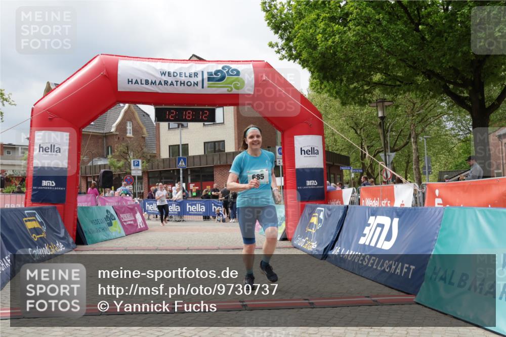 10.05.2026 - 8. Wedeler Halbmarathon Yannick Fuchs http://msf.ph/oto/9730737 10.05.2026 12:18:10 Ziel 554, 685, 2055 meine-sportfotos.de