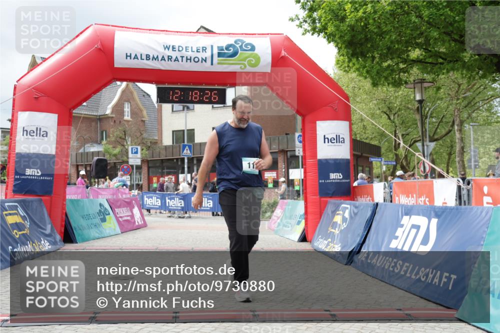 10.05.2026 - 8. Wedeler Halbmarathon Yannick Fuchs http://msf.ph/oto/9730880 10.05.2026 12:18:24 Ziel 119 meine-sportfotos.de