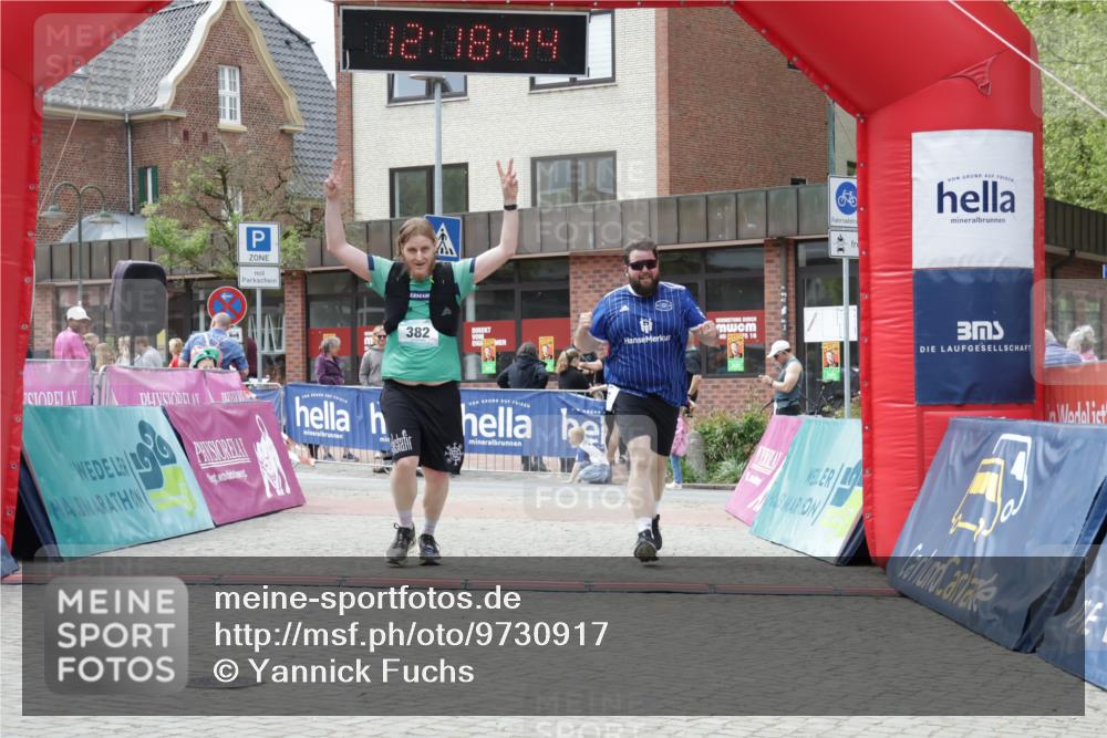 10.05.2026 - 8. Wedeler Halbmarathon Yannick Fuchs http://msf.ph/oto/9730917 10.05.2026 12:18:42 Ziel 382, 977 meine-sportfotos.de