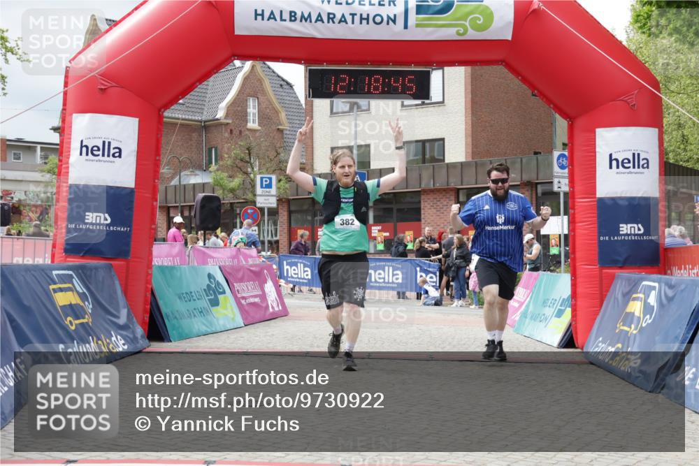 10.05.2026 - 8. Wedeler Halbmarathon Yannick Fuchs http://msf.ph/oto/9730922 10.05.2026 12:18:43 Ziel 382, 977 meine-sportfotos.de