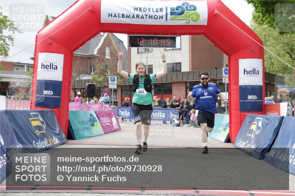 10.05.2026 - 8. Wedeler Halbmarathon Yannick Fuchs http://msf.ph/oto/9730928 10.05.2026 12:18:43 Ziel 382, 977 meine-sportfotos.de