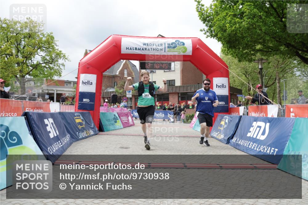 10.05.2026 - 8. Wedeler Halbmarathon Yannick Fuchs http://msf.ph/oto/9730938 10.05.2026 12:18:44 Ziel 382, 977 meine-sportfotos.de