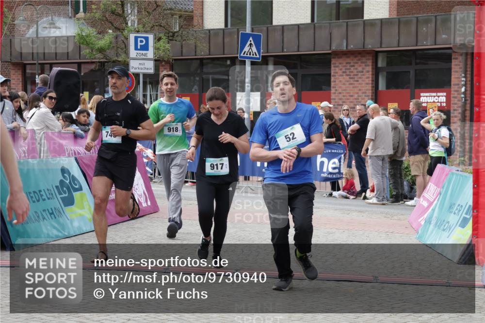 10.05.2026 - 8. Wedeler Halbmarathon Yannick Fuchs http://msf.ph/oto/9730940 10.05.2026 11:45:11 Ziel 52, 233, 749, 755, 756, 917, 918, 1047 meine-sportfotos.de