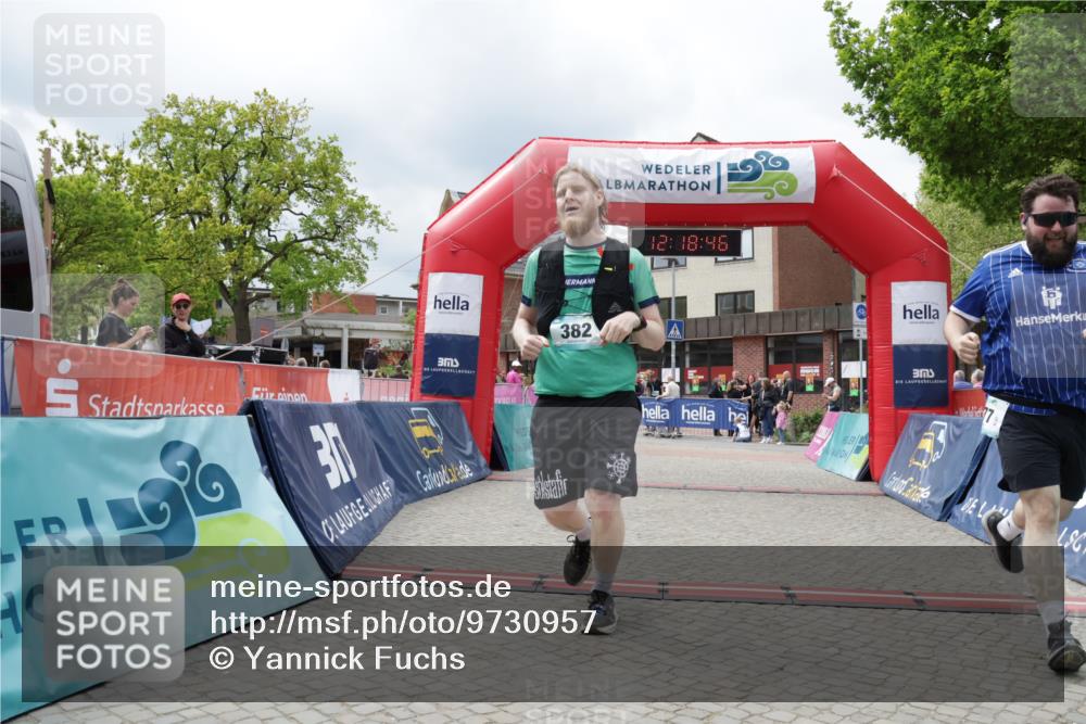 10.05.2026 - 8. Wedeler Halbmarathon Yannick Fuchs http://msf.ph/oto/9730957 10.05.2026 12:18:44 Ziel 382, 977 meine-sportfotos.de