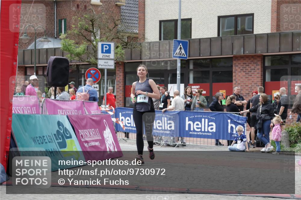 10.05.2026 - 8. Wedeler Halbmarathon Yannick Fuchs http://msf.ph/oto/9730972 10.05.2026 12:18:56 Ziel 818 meine-sportfotos.de