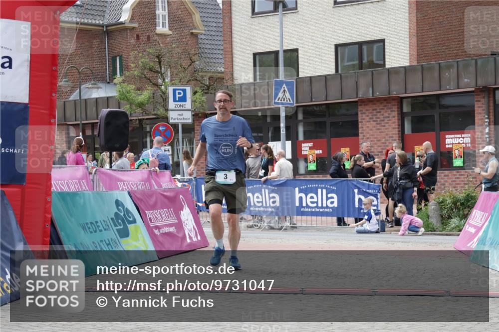 10.05.2026 - 8. Wedeler Halbmarathon Yannick Fuchs http://msf.ph/oto/9731047 10.05.2026 12:19:01 Ziel 3, 818 meine-sportfotos.de