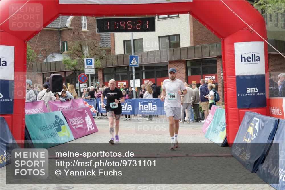 10.05.2026 - 8. Wedeler Halbmarathon Yannick Fuchs http://msf.ph/oto/9731101 10.05.2026 11:45:19 Ziel 660, 998 meine-sportfotos.de