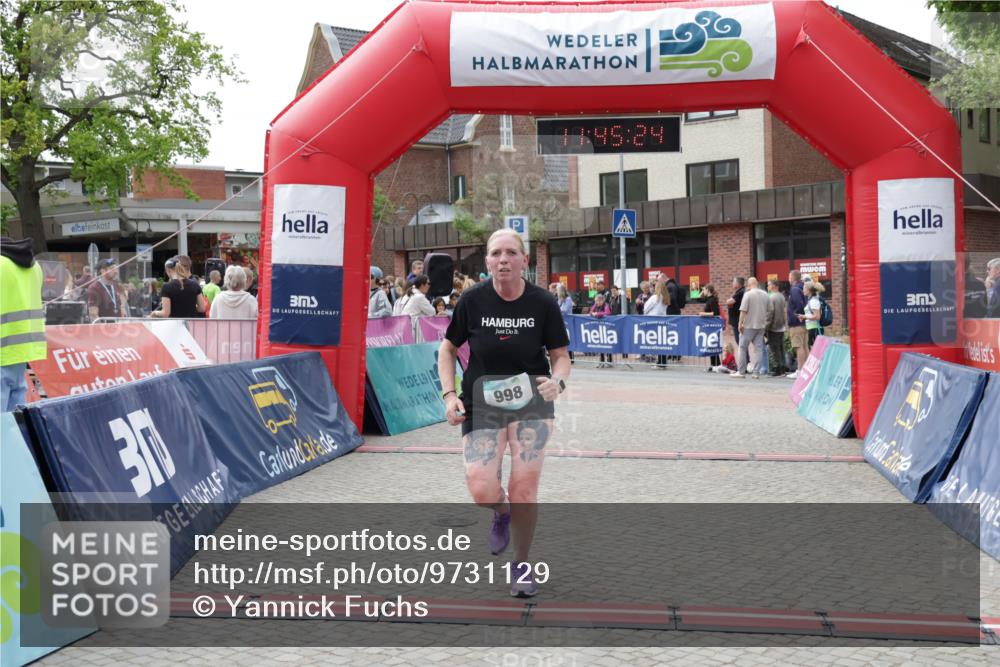 10.05.2026 - 8. Wedeler Halbmarathon Yannick Fuchs http://msf.ph/oto/9731129 10.05.2026 11:45:22 Ziel 660, 998 meine-sportfotos.de