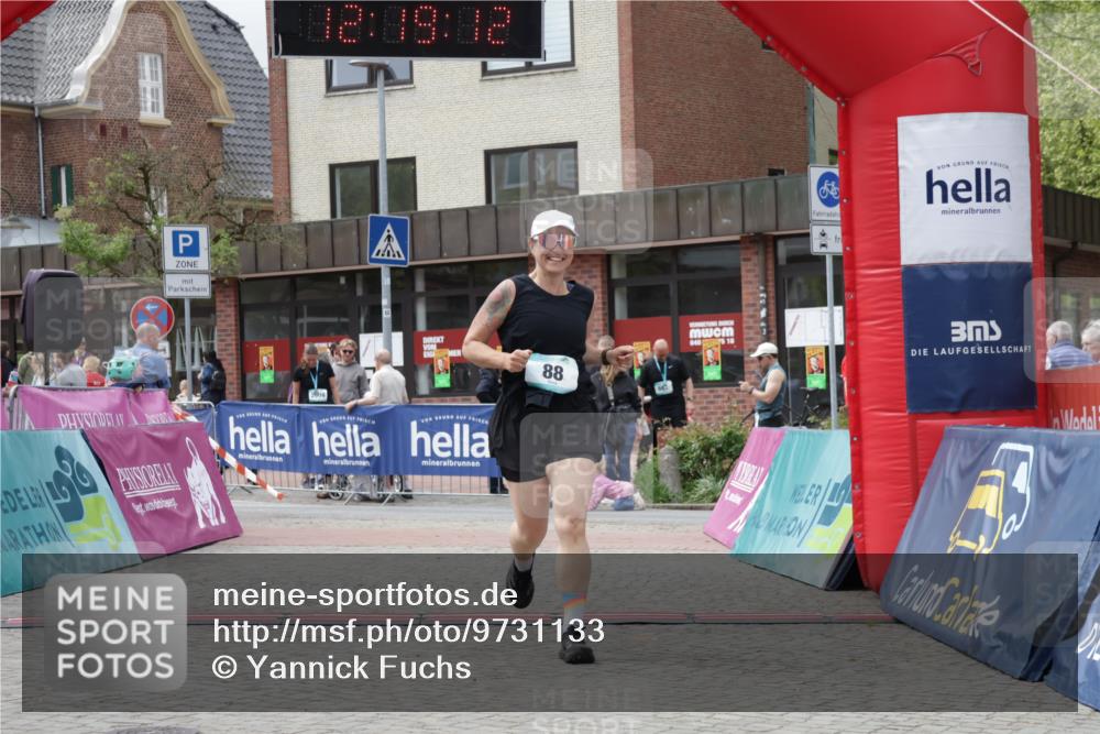 10.05.2026 - 8. Wedeler Halbmarathon Yannick Fuchs http://msf.ph/oto/9731133 10.05.2026 12:19:10 Ziel 88 meine-sportfotos.de