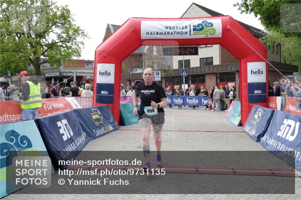 10.05.2026 - 8. Wedeler Halbmarathon Yannick Fuchs http://msf.ph/oto/9731135 10.05.2026 11:45:22 Ziel 660, 998 meine-sportfotos.de