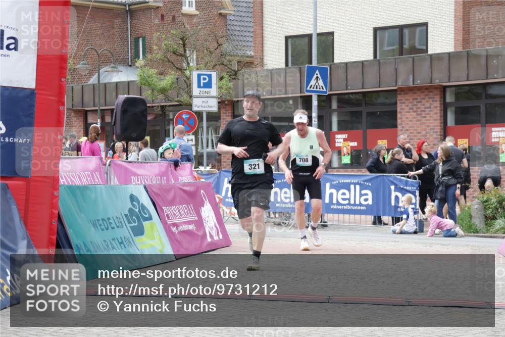 10.05.2026 - 8. Wedeler Halbmarathon Yannick Fuchs http://msf.ph/oto/9731212 10.05.2026 12:19:24 Ziel 321, 708 meine-sportfotos.de