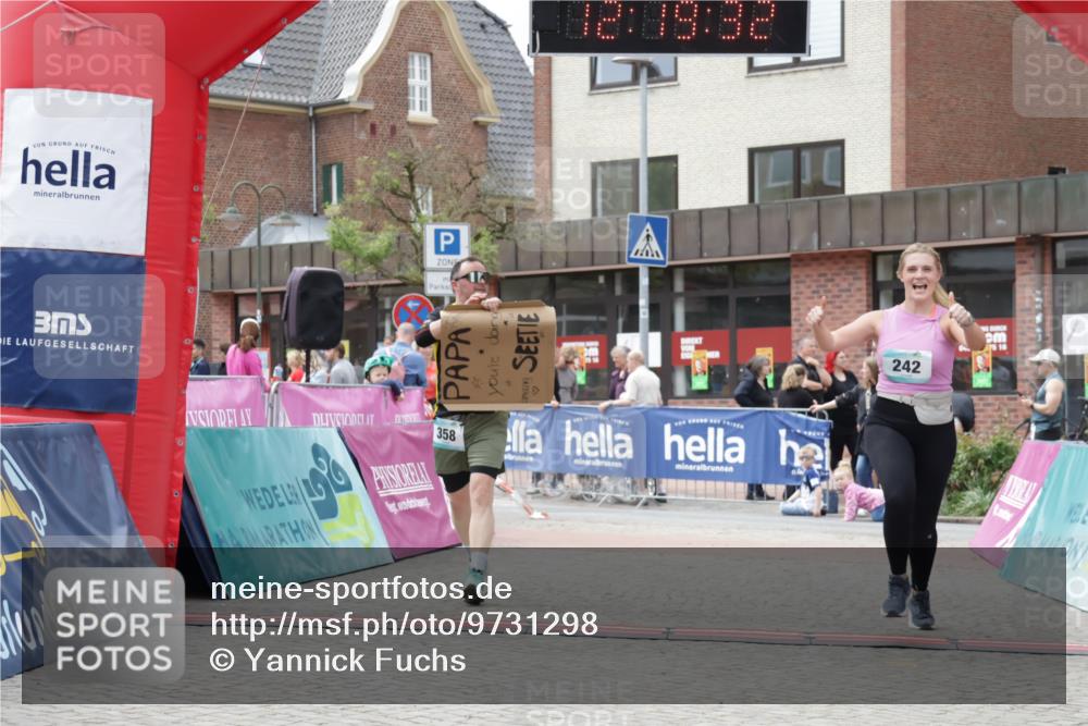 10.05.2026 - 8. Wedeler Halbmarathon Yannick Fuchs http://msf.ph/oto/9731298 10.05.2026 12:19:31 Ziel 242, 321, 358, 708 meine-sportfotos.de