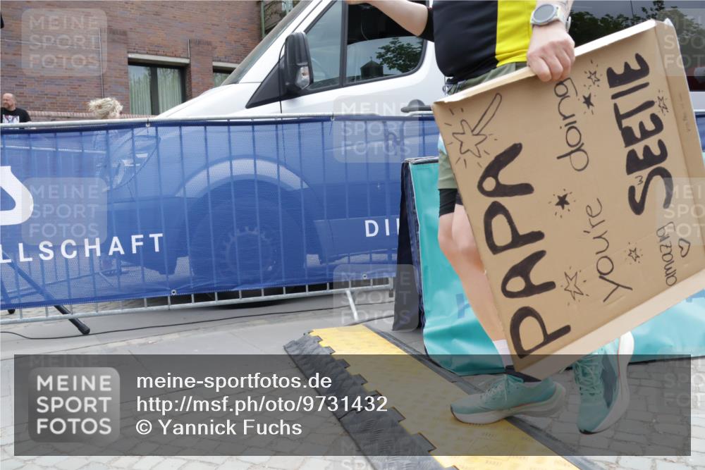 10.05.2026 - 8. Wedeler Halbmarathon Yannick Fuchs http://msf.ph/oto/9731432 10.05.2026 12:19:40 Ziel 2012 meine-sportfotos.de