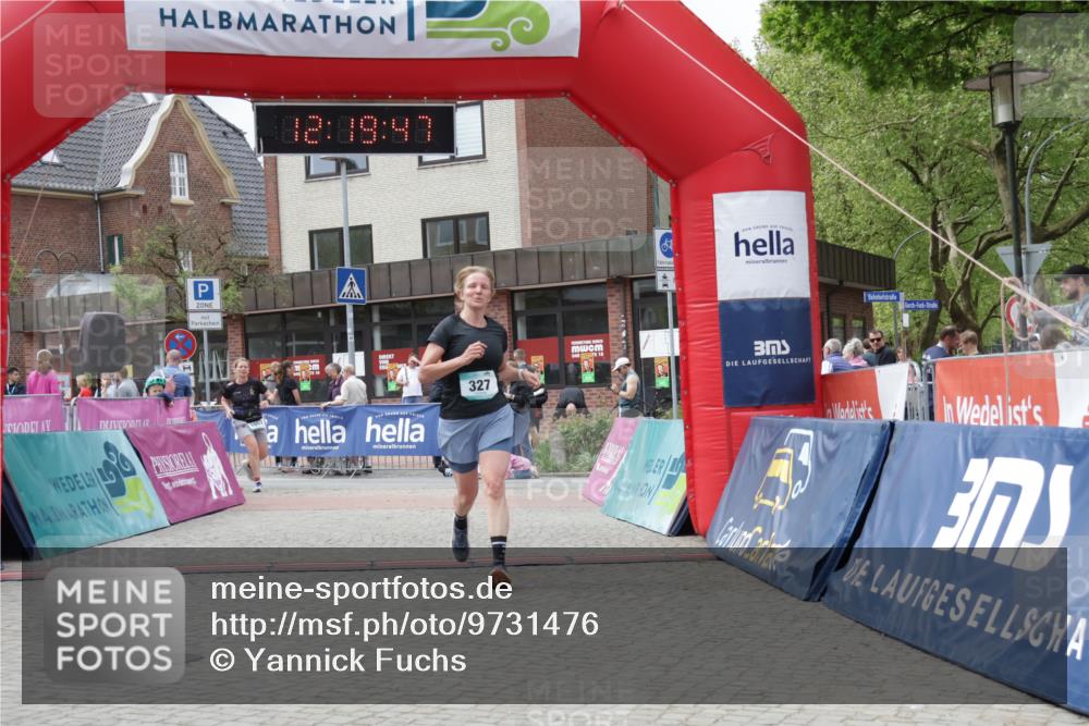 10.05.2026 - 8. Wedeler Halbmarathon Yannick Fuchs http://msf.ph/oto/9731476 10.05.2026 12:19:45 Ziel 327, 1057 meine-sportfotos.de