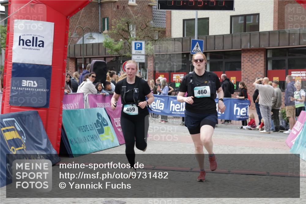 10.05.2026 - 8. Wedeler Halbmarathon Yannick Fuchs http://msf.ph/oto/9731482 10.05.2026 11:45:45 Ziel 370, 459, 460, 2069 meine-sportfotos.de