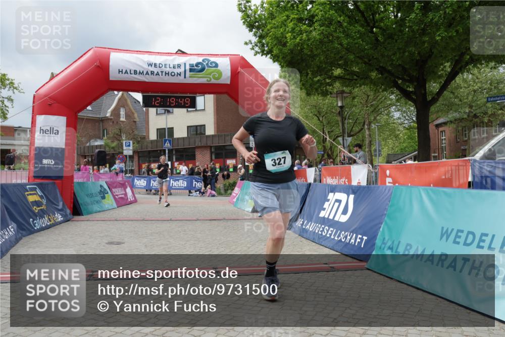 10.05.2026 - 8. Wedeler Halbmarathon Yannick Fuchs http://msf.ph/oto/9731500 10.05.2026 12:19:47 Ziel 327, 1057 meine-sportfotos.de