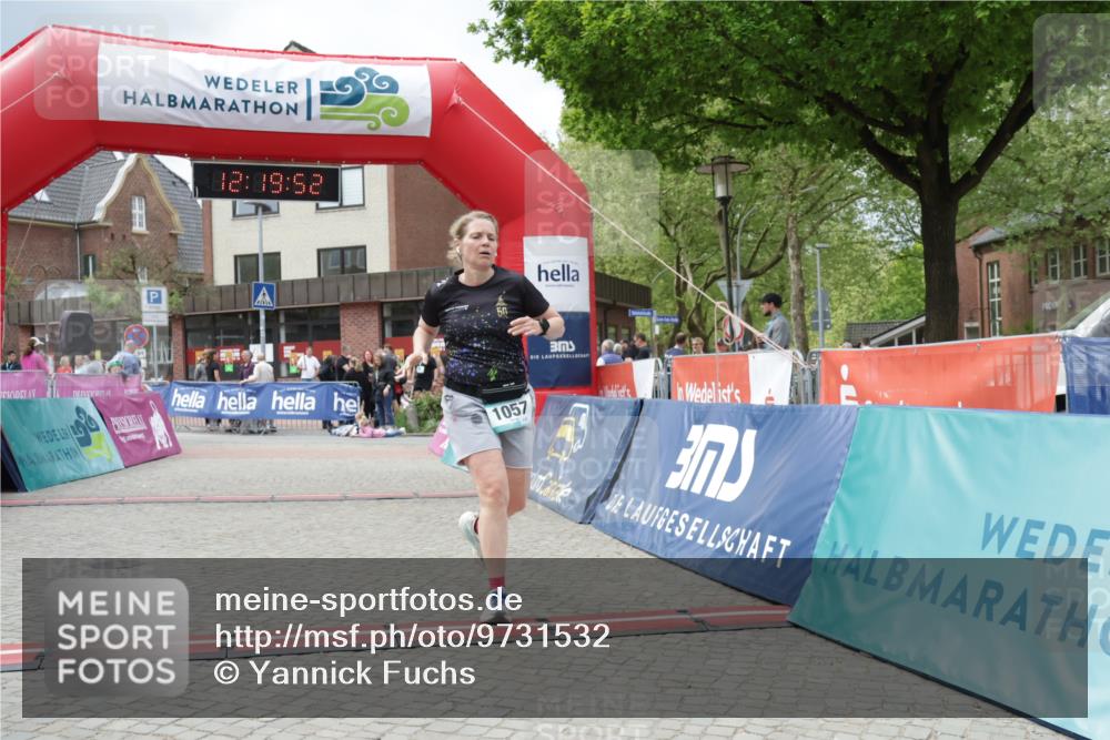 10.05.2026 - 8. Wedeler Halbmarathon Yannick Fuchs http://msf.ph/oto/9731532 10.05.2026 12:19:50 Ziel 327, 1057 meine-sportfotos.de
