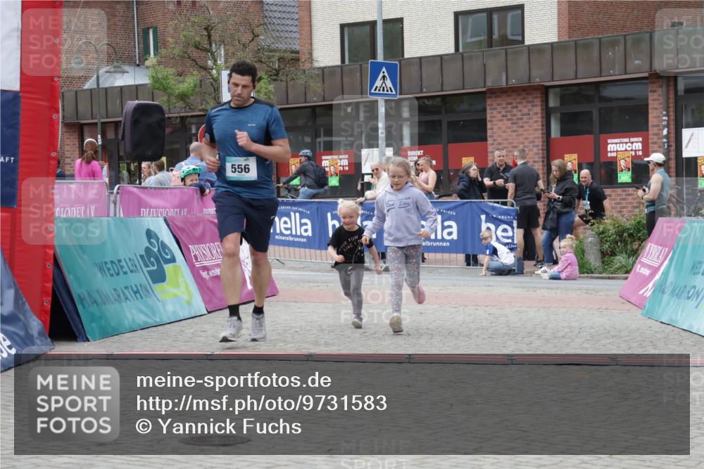 10.05.2026 - 8. Wedeler Halbmarathon Yannick Fuchs http://msf.ph/oto/9731583 10.05.2026 12:21:04 Ziel 556 meine-sportfotos.de