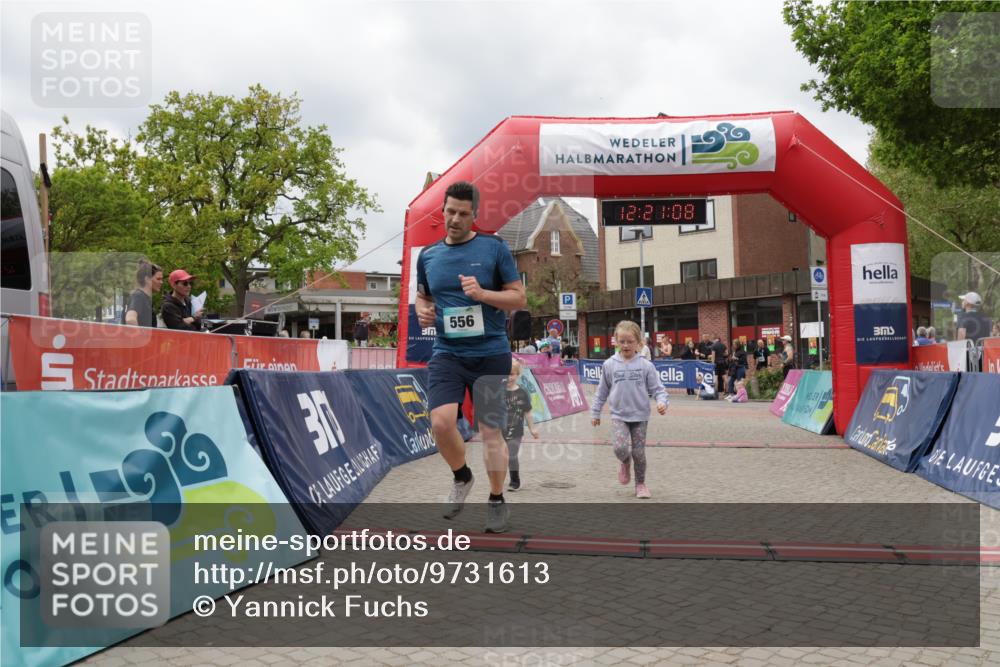 10.05.2026 - 8. Wedeler Halbmarathon Yannick Fuchs http://msf.ph/oto/9731613 10.05.2026 12:21:06 Ziel 556 meine-sportfotos.de