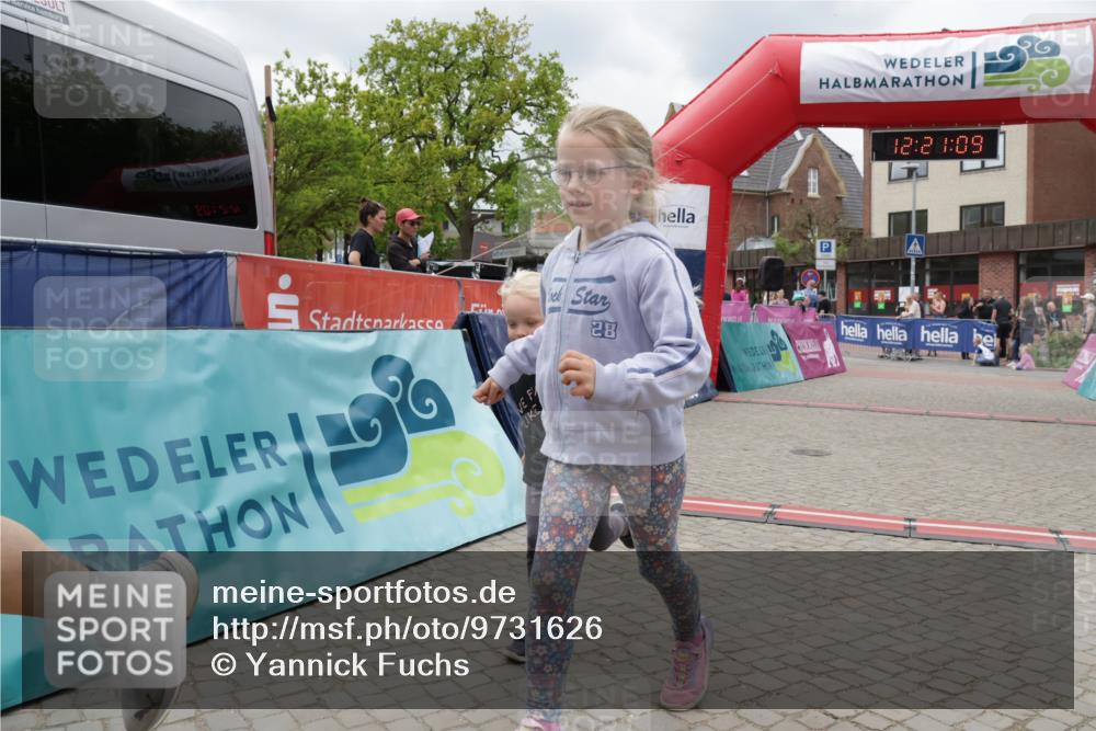 10.05.2026 - 8. Wedeler Halbmarathon Yannick Fuchs http://msf.ph/oto/9731626 10.05.2026 12:21:08 Ziel 556 meine-sportfotos.de